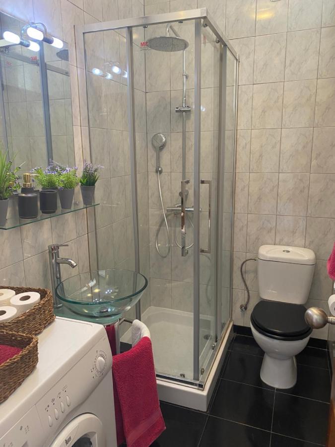 Apartamento Com Patio Na Rua Principal Da Cidade Porto Exteriér fotografie